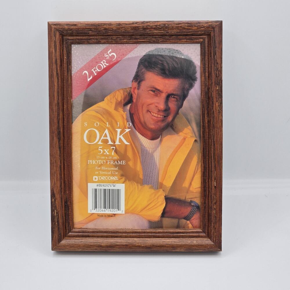5x7 Inch Soild Oak Wood Picture Frame With Glass By Decorel